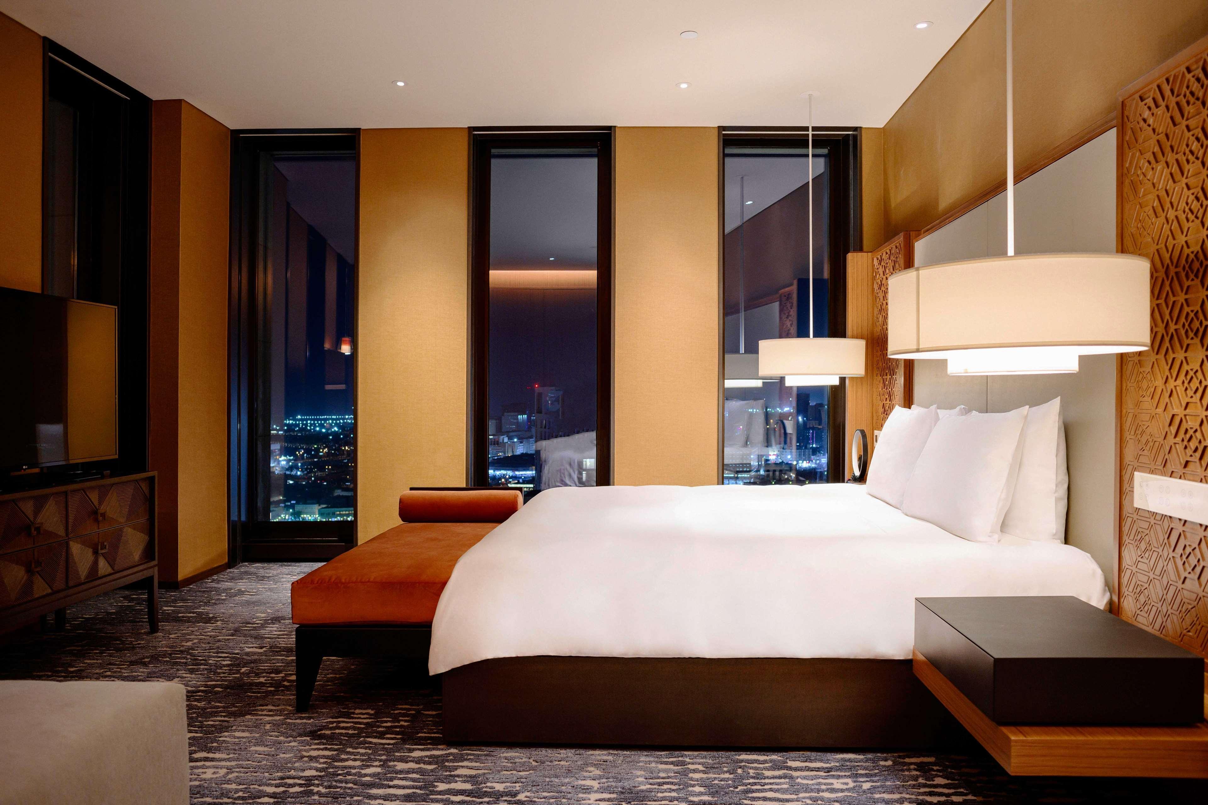 بارك حياة الدوحة المظهر الخارجي الصورة A bedroom at the hotel